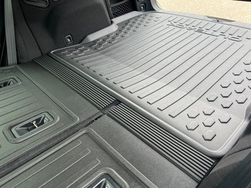 Certified 2025 Subaru Outback Premium w/ Popular Package #1A image 13