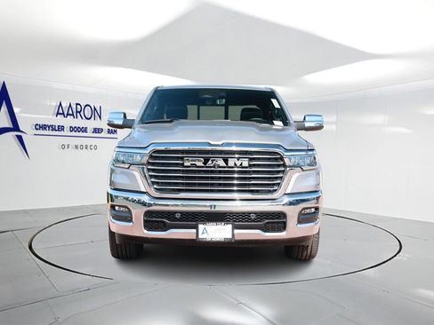 Used 2025 RAM 1500 Laramie w/ Advanced Safety Group II AWD/4WD image 4