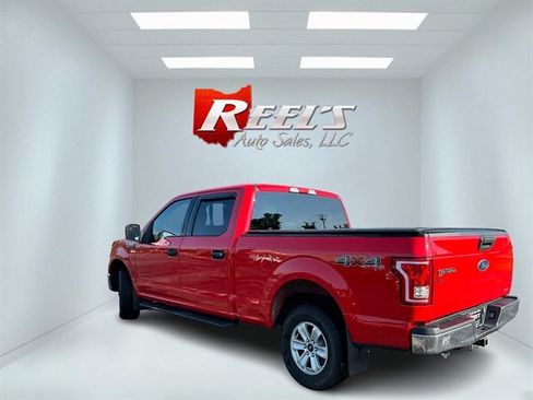 Used 2015 Ford F150 XLT AWD/4WD image 11