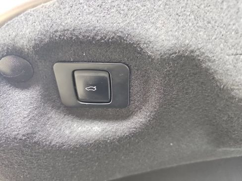 Used 2018 Lincoln MKZ Reserve w/ Climate Package AWD/4WD image 17
