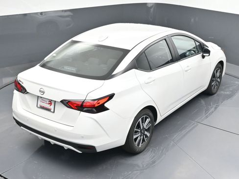 Used 2025 Nissan Versa SV w/ Trunk Package FWD image 31
