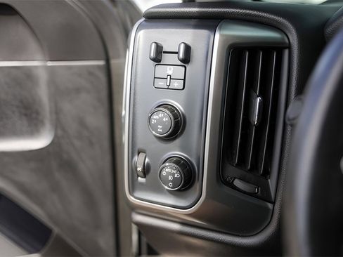 Used 2016 Chevrolet Silverado 1500 LT w/ Texas Edition image 15