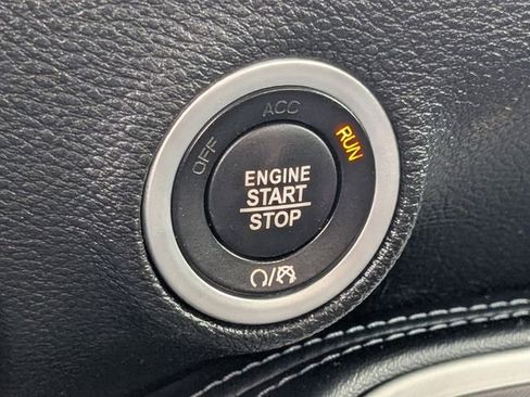 Used 2022 Dodge Challenger GT image 28