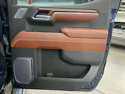 Used 2023 GMC Sierra 1500 Denali Ultimate image 11