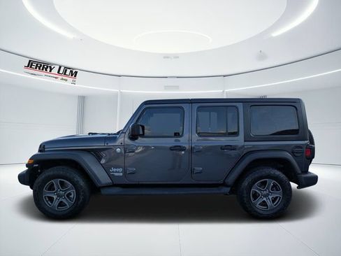 Used 2018 Jeep Wrangler Unlimited Sport S AWD/4WD image 6