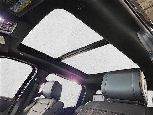 Used 2025 Toyota Tundra Limited image 15