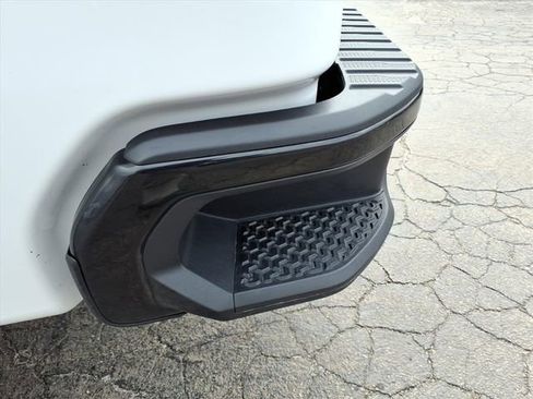 Used 2025 GMC Sierra 2500 AT4X image 29