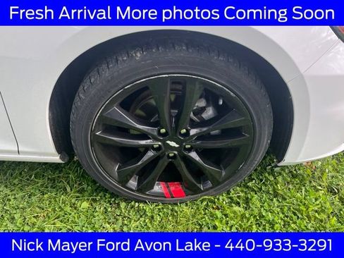 Used 2018 Chevrolet Malibu LT w/ Redline Edition FWD image 14