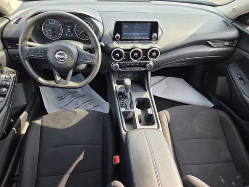 Used 2025 Nissan Sentra S FWD image 9