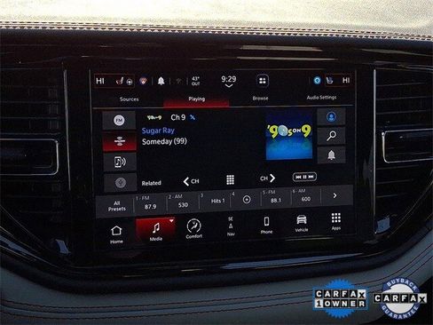 Used 2024 Dodge Durango GT image 18