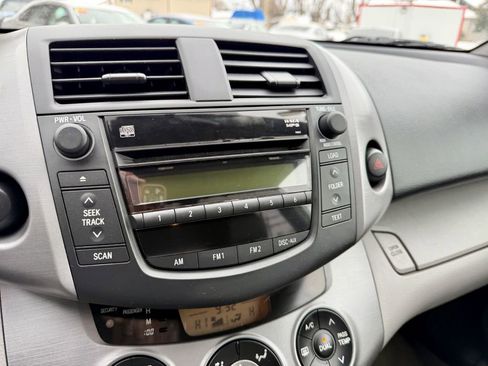 Used 2006 Toyota RAV4 Limited image 15
