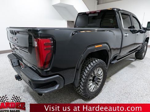 Used 2024 GMC Sierra 3500 Denali w/ Denali Reserve Package AWD/4WD image 5
