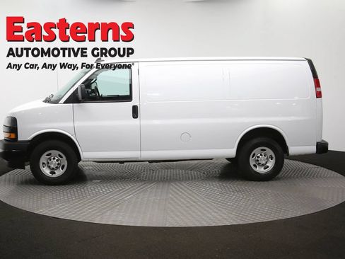 Used 2021 Chevrolet Express 2500 RWD image 56