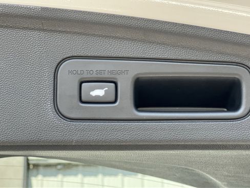 Certified 2023 Acura MDX SH-AWD w/ Advance Package image 29