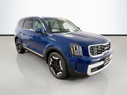 New 2025 Kia Telluride S