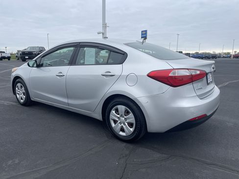 Used 2014 Kia Forte LX FWD image 3