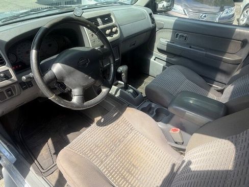 Used 2001 Nissan Xterra SE image 8