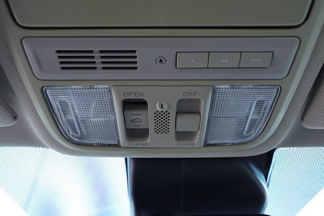 Used 2014 Honda Accord Touring image 17