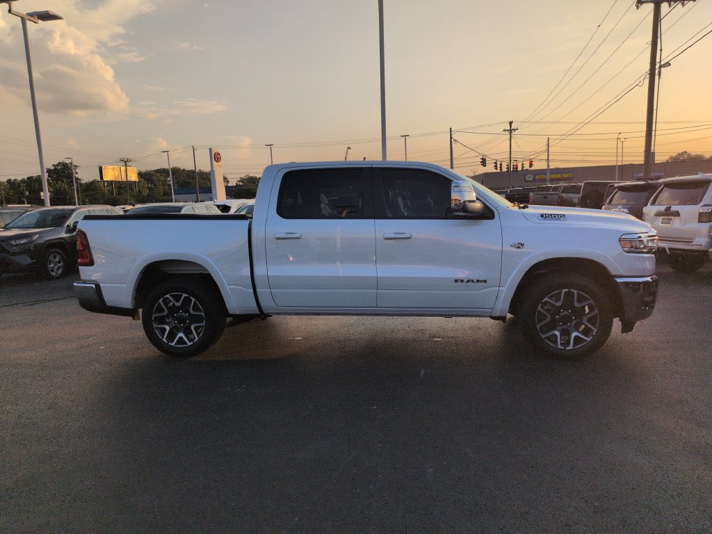 Used 2026 RAM 1500 Laramie AWD/4WD image 6