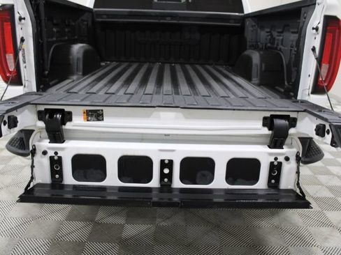 Used 2023 GMC Sierra 1500 Denali w/ Denali Reserve Package AWD/4WD image 15