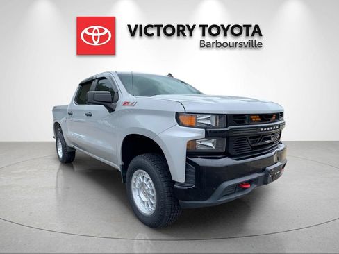 Used 2021 Chevrolet Silverado 1500 Custom Trail Boss w/ Safety Confidence Package AWD/4WD image 5
