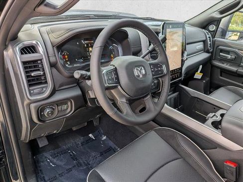 New 2026 RAM 2500 Laramie AWD/4WD image 3