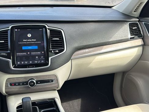 Certified 2023 Volvo XC90 B6 Plus w/ Protection Package AWD/4WD image 8