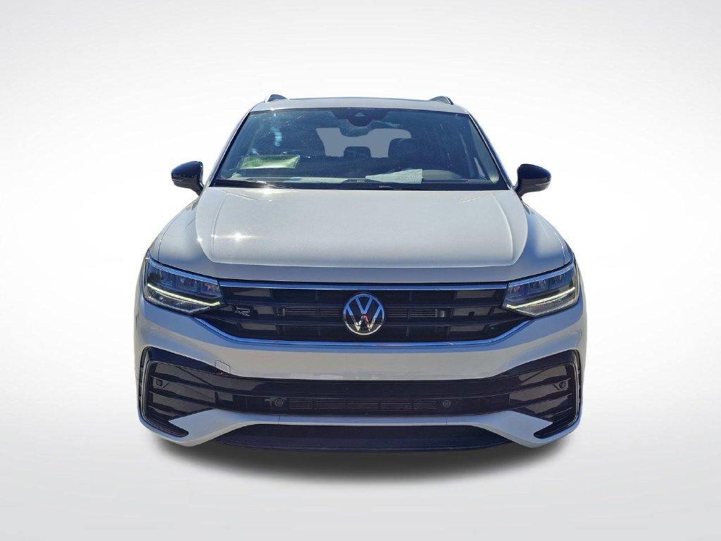 Used 2024 Volkswagen Tiguan SE R-Line FWD image 22