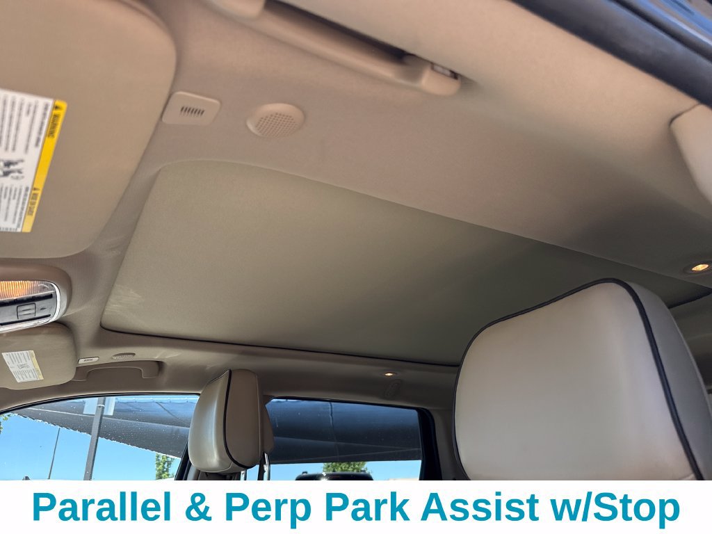 Used 2020 Jeep Grand Cherokee Overland AWD/4WD image 25