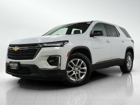 Used 2023 Chevrolet Traverse LS AWD/4WD image 1