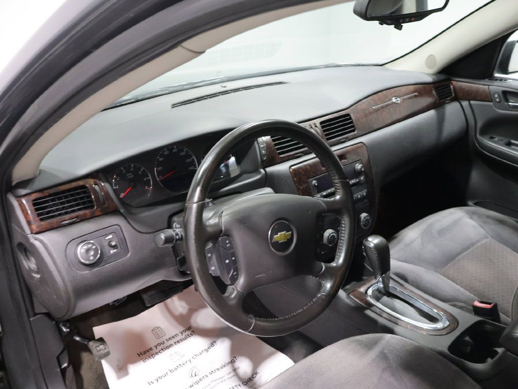 Used 2013 Chevrolet Impala LT FWD image 16