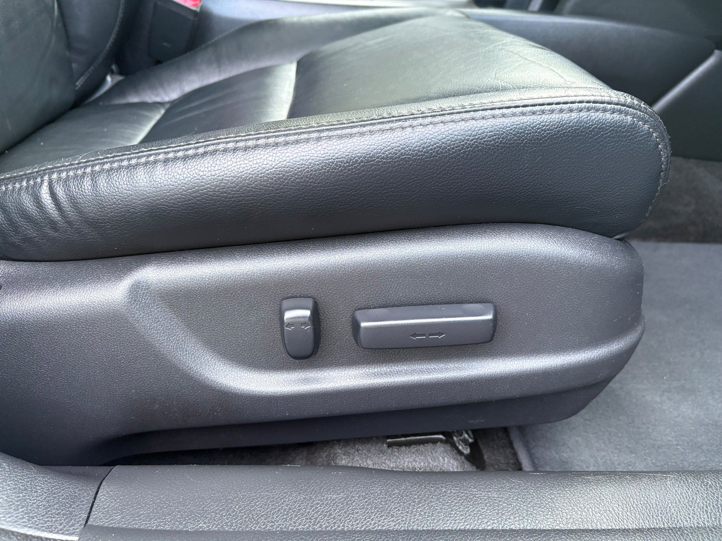 Used 2011 Honda Accord EX-L image 28