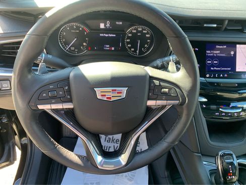 Used 2020 Cadillac XT6 Sport image 15