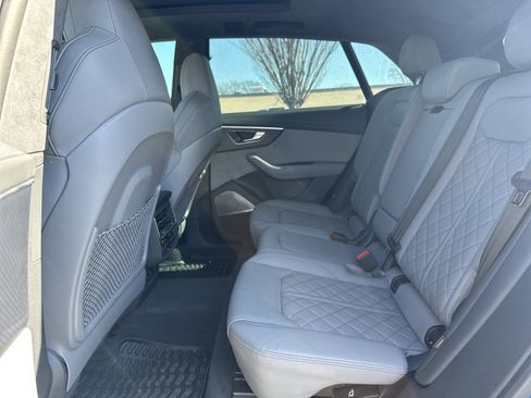 Used 2024 Audi SQ8 Prestige w/ Prestige Package image 30