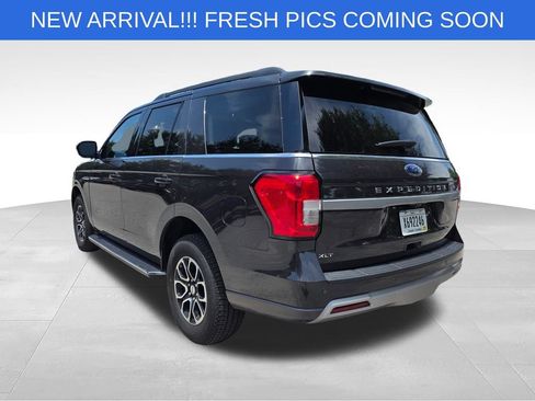 Used 2023 Ford Expedition XLT RWD image 6