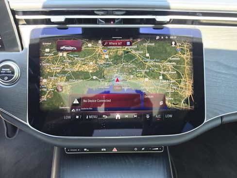 Used 2025 Mercedes-Benz E 350 4MATIC Sedan image 24