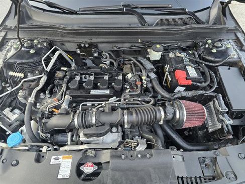 Used 2018 Honda Accord Sport image 19