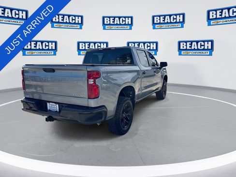 Used 2025 Chevrolet Silverado 1500 Custom Trail Boss AWD/4WD image 8
