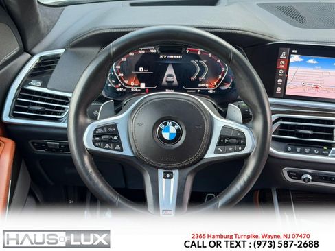 Used 2021 BMW X7 M50i AWD/4WD image 35