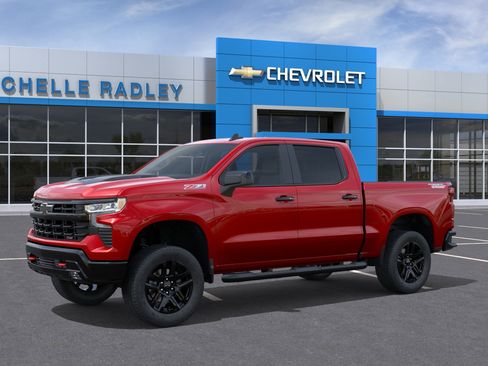 New 2026 Chevrolet Silverado 1500 LT Trail Boss w/ LPO, Dark Essentials Package AWD/4WD image 2