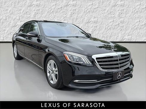 Used 2018 Mercedes-Benz S 560 4MATIC Sedan image 1