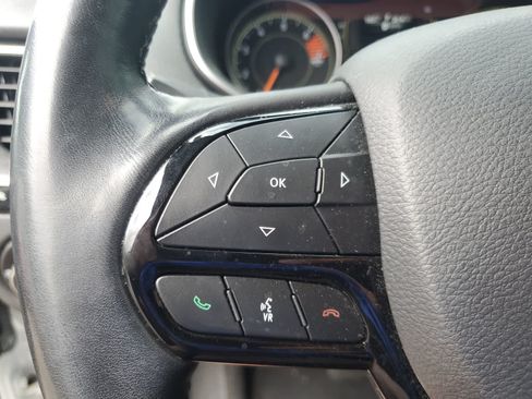 Used 2021 Jeep Cherokee Latitude Plus AWD/4WD image 20