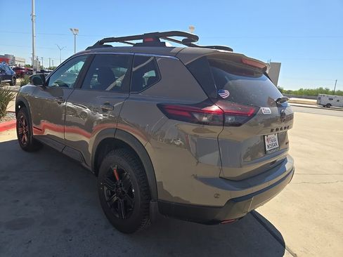 New 2026 Nissan Rogue SV w/ Rock Creek Premium Package AWD/4WD image 17