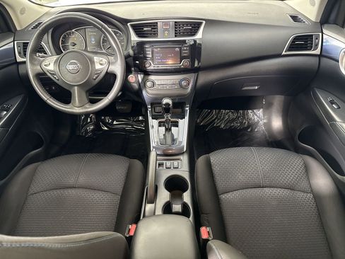 Used 2017 Nissan Sentra SR w/ SR Midnight Edition image 22