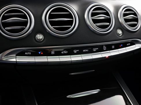 Used 2018 Mercedes-Benz S 63 AMG 4MATIC Coupe image 29