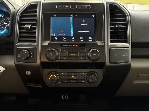 Used 2019 Ford F150 XLT w/ Equipment Group 302A Luxury AWD/4WD image 18