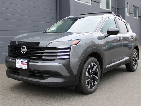 New 2026 Nissan Kicks SV w/ SV Premium Package image 1