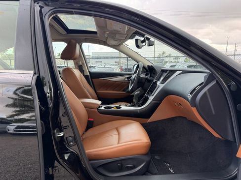 Used 2023 INFINITI Q50 Luxe w/ Cargo Package RWD image 16