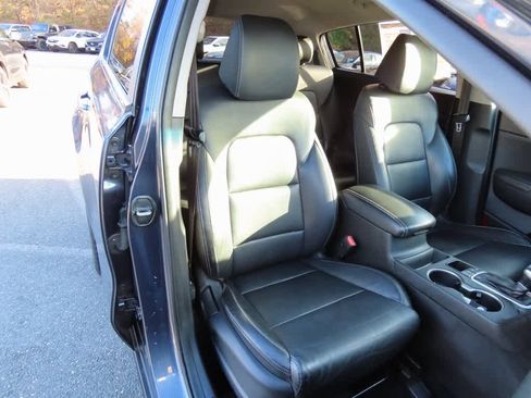 Used 2017 Kia Sportage EX image 18