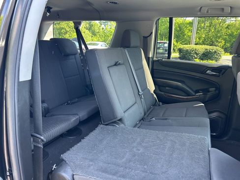 Used 2019 Chevrolet Suburban LS w/ All-Season Package AWD/4WD image 37
